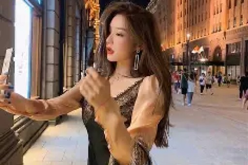 “曝林俊杰大嫂想吃绝户”登上热搜;林俊杰与大哥社交平台互相取关删除与大哥大嫂合影有爆料称联合闺蜜冒充其女友同学散布黑料